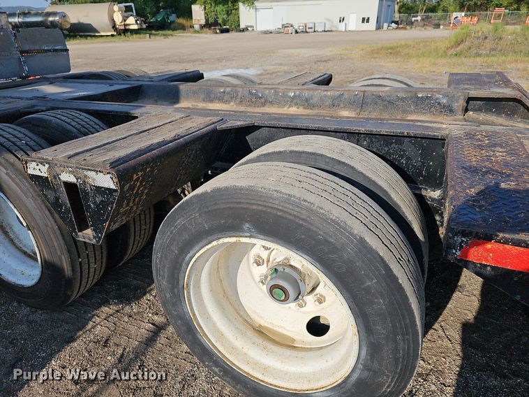 image for item DN8671 1996 Load King 403DFP  lowboy equipment trailer