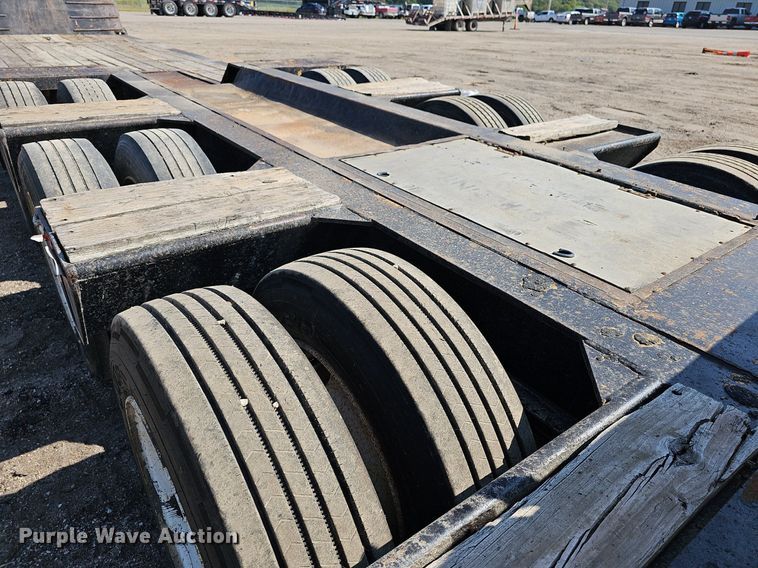 image for item DN8671 1996 Load King 403DFP  lowboy equipment trailer