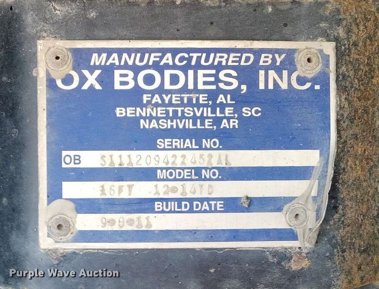 image for item DN8720 2012 Kenworth T800  dump truck