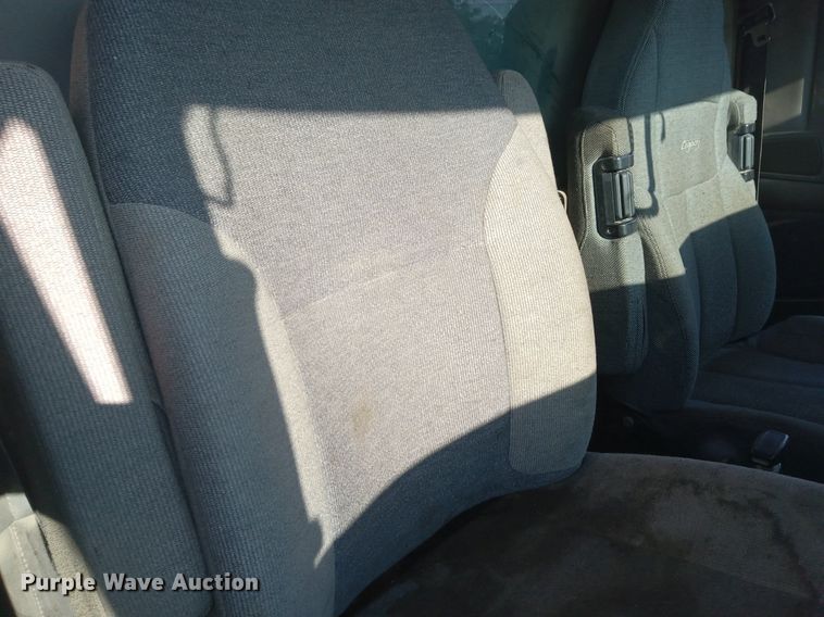 image for item DN8720 2012 Kenworth T800  dump truck