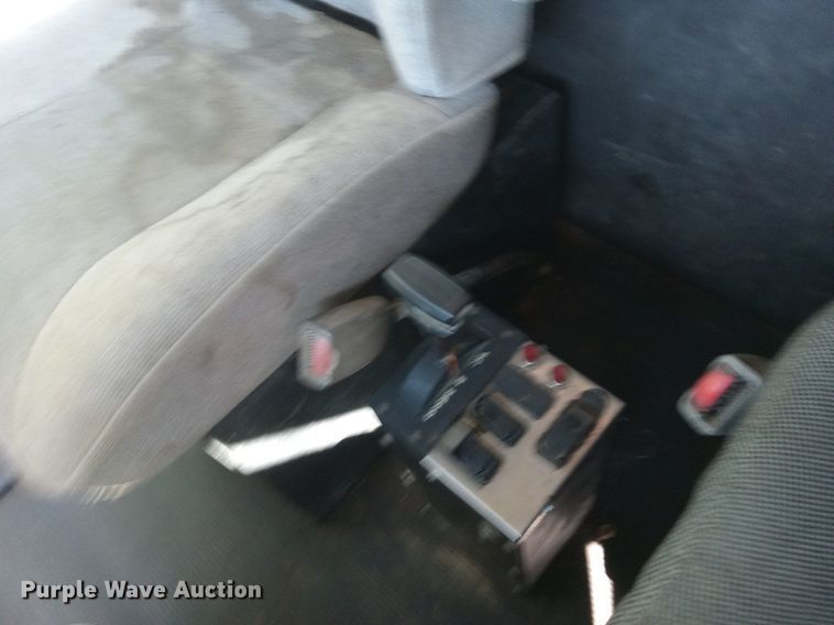 image for item DN8720 2012 Kenworth T800  dump truck