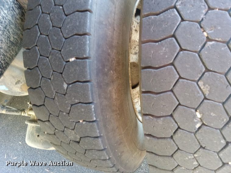 image for item DN8720 2012 Kenworth T800  dump truck