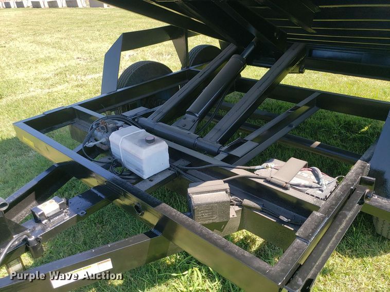 image for item DO3025 1994 Parker Performance Power Hoist  dump trailer