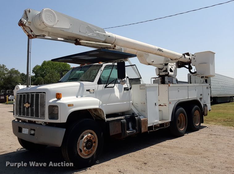 image for item DO3126 1994 Chevrolet Kodiak  bucket truck