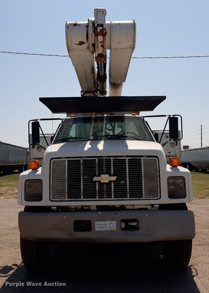 image for item DO3126 1994 Chevrolet Kodiak  bucket truck
