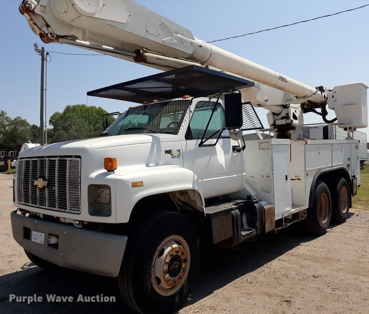 image for item DO3126 1994 Chevrolet Kodiak  bucket truck