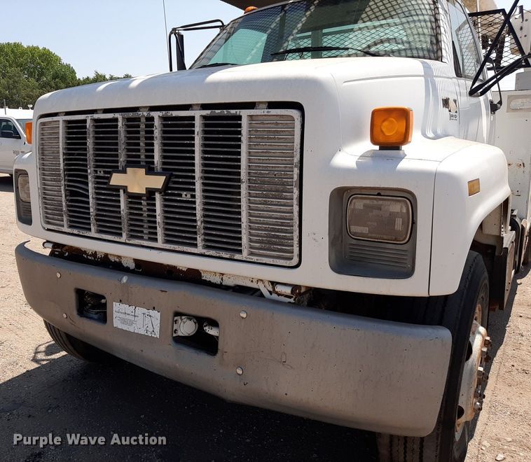 image for item DO3126 1994 Chevrolet Kodiak  bucket truck