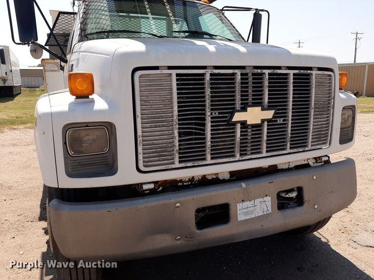 image for item DO3126 1994 Chevrolet Kodiak  bucket truck