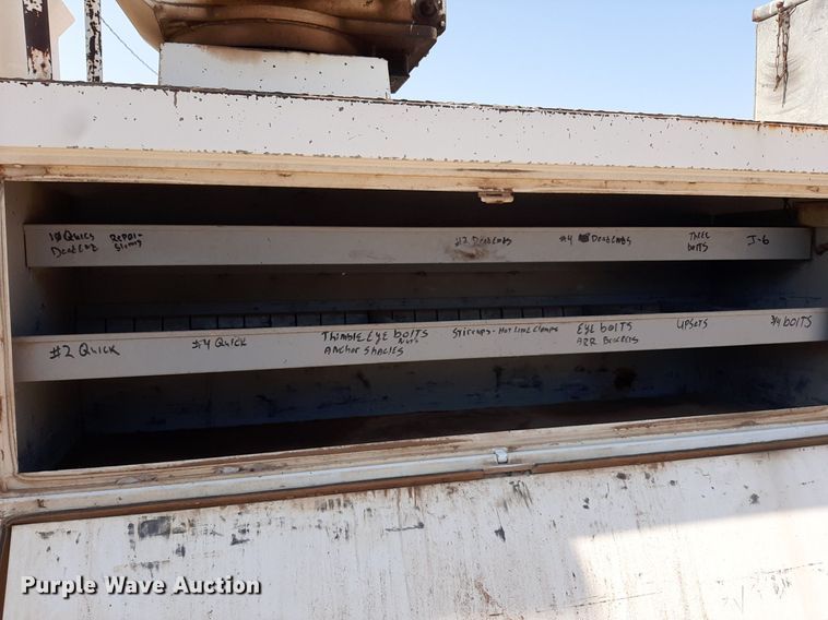 image for item DO3126 1994 Chevrolet Kodiak  bucket truck