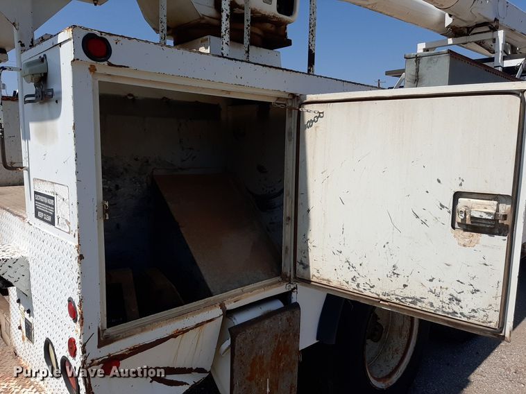 image for item DO3126 1994 Chevrolet Kodiak  bucket truck