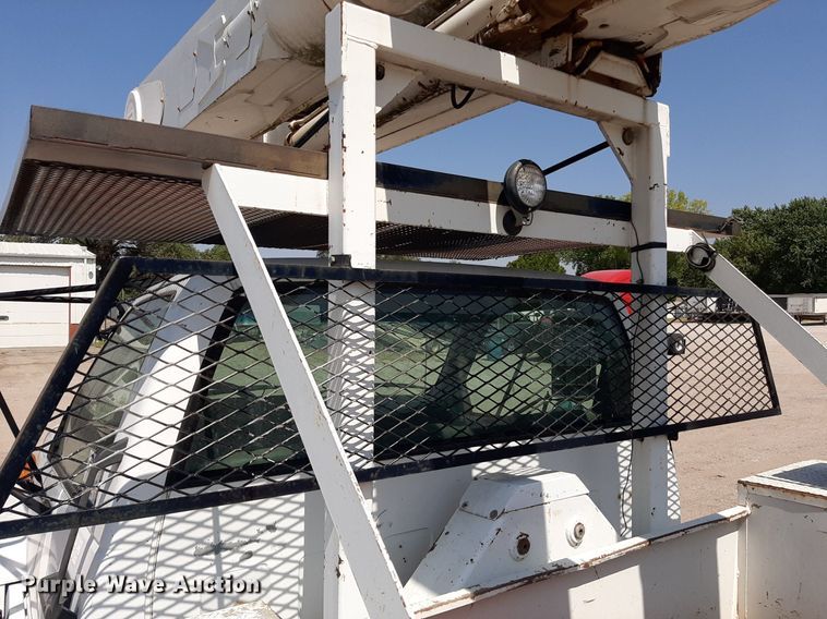 image for item DO3126 1994 Chevrolet Kodiak  bucket truck