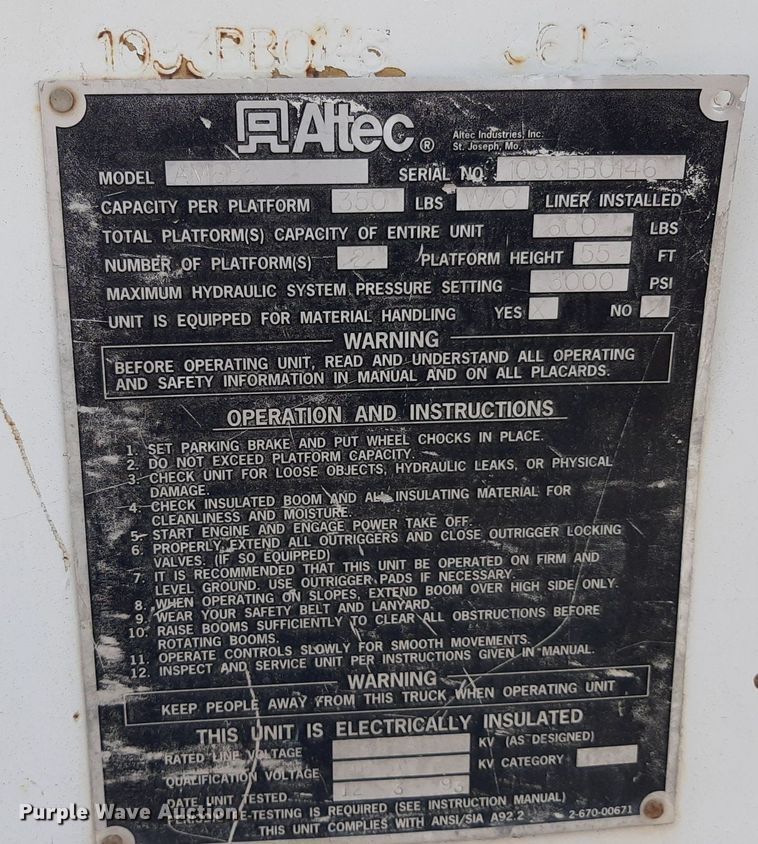 image for item DO3126 1994 Chevrolet Kodiak  bucket truck