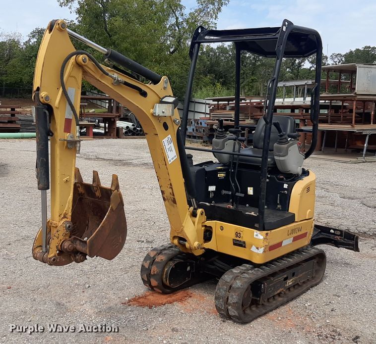 image for item DO3155 2014 Caterpillar 301.7D CR  mini excavator