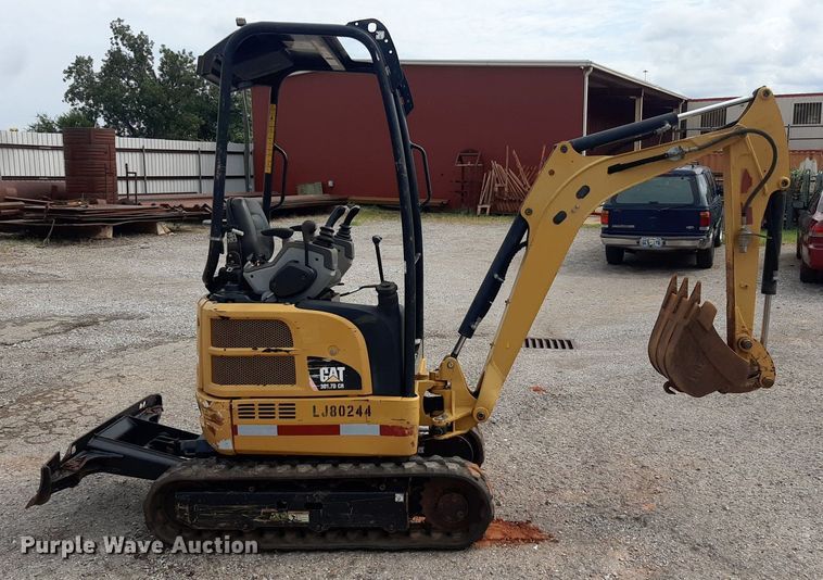 image for item DO3155 2014 Caterpillar 301.7D CR  mini excavator
