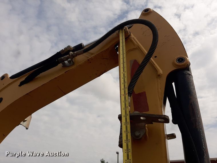 image for item DO3155 2014 Caterpillar 301.7D CR  mini excavator