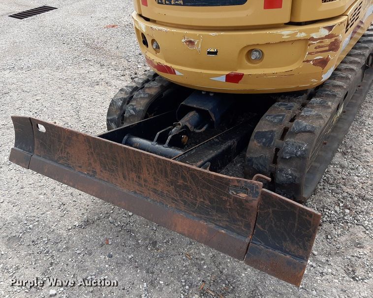 image for item DO3155 2014 Caterpillar 301.7D CR  mini excavator