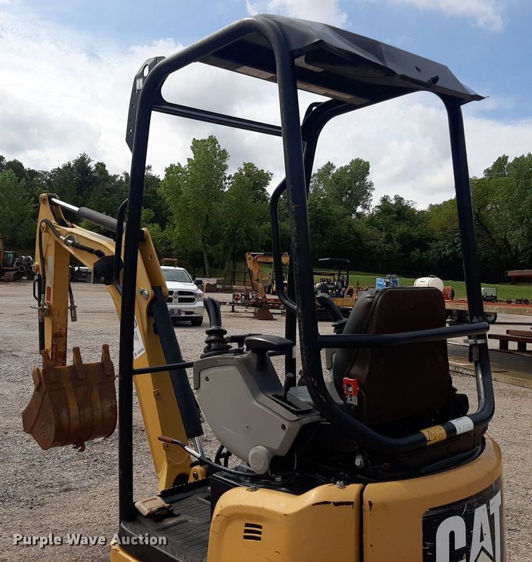 image for item DO3155 2014 Caterpillar 301.7D CR  mini excavator