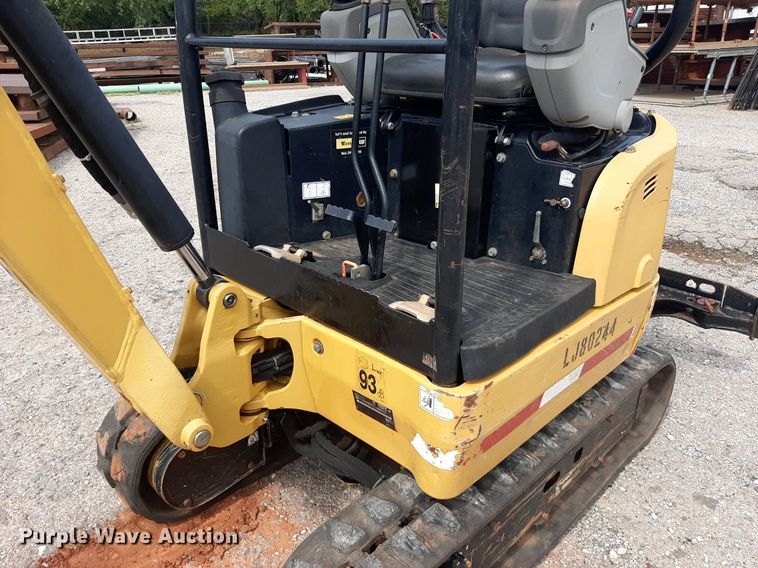 image for item DO3155 2014 Caterpillar 301.7D CR  mini excavator