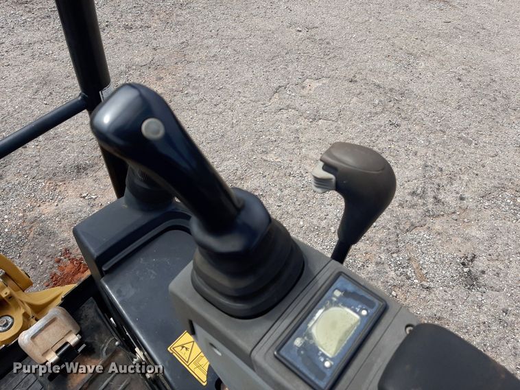 image for item DO3155 2014 Caterpillar 301.7D CR  mini excavator