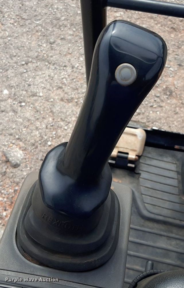 image for item DO3155 2014 Caterpillar 301.7D CR  mini excavator