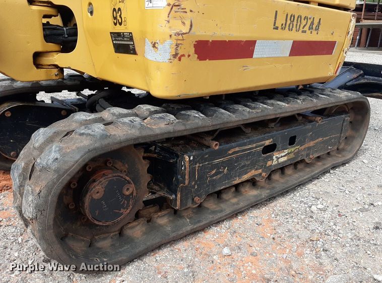 image for item DO3155 2014 Caterpillar 301.7D CR  mini excavator