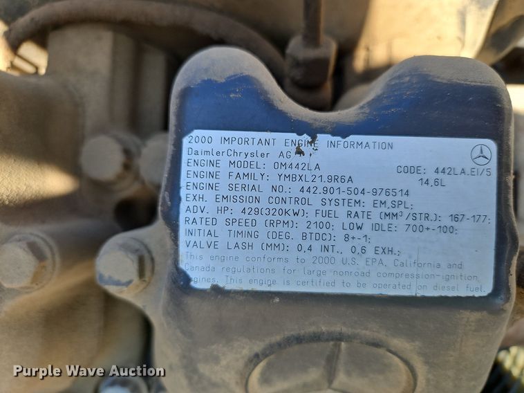 image for item DP2381 2000 John Deere 400C  haul truck