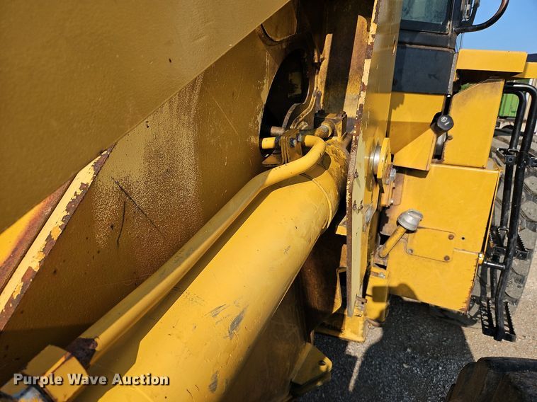 image for item DP2441 2011 Caterpillar 938H  wheel loader