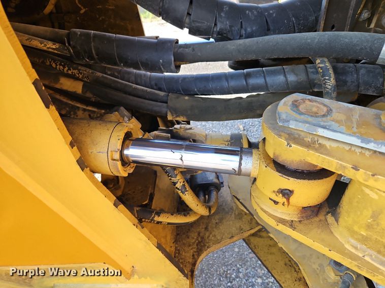 image for item DP2441 2011 Caterpillar 938H  wheel loader