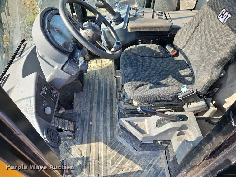 image for item DP2441 2011 Caterpillar 938H  wheel loader