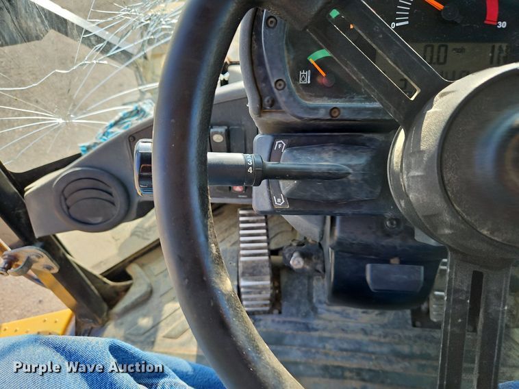 image for item DP2441 2011 Caterpillar 938H  wheel loader