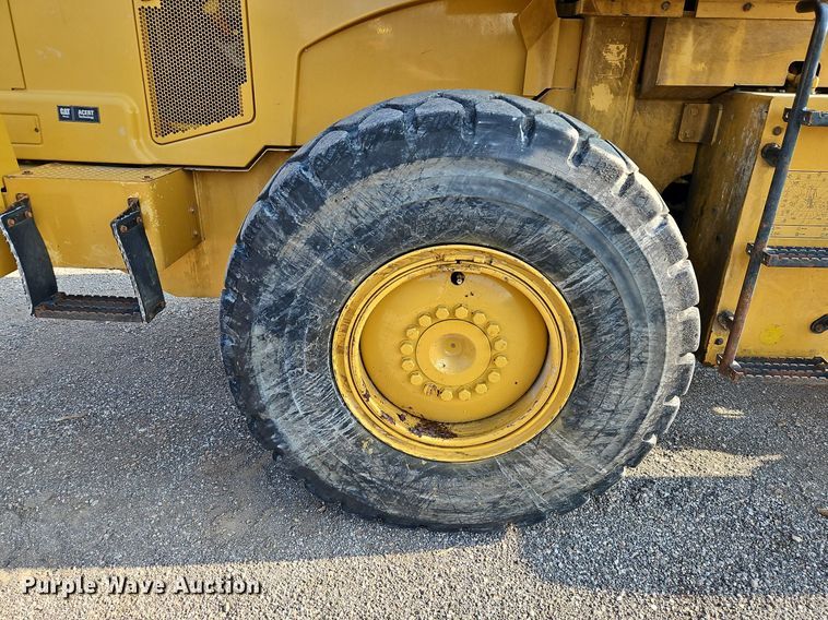 image for item DP2441 2011 Caterpillar 938H  wheel loader