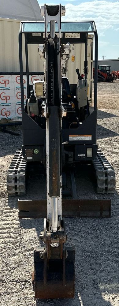 image for item DP3175 2012 Bobcat 324M  mini excavator