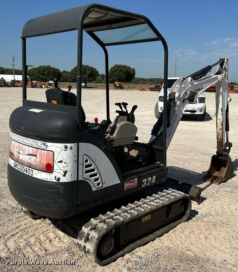 image for item DP3175 2012 Bobcat 324M  mini excavator