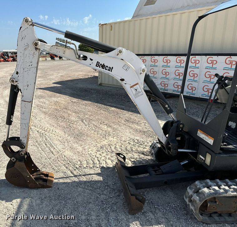 image for item DP3175 2012 Bobcat 324M  mini excavator