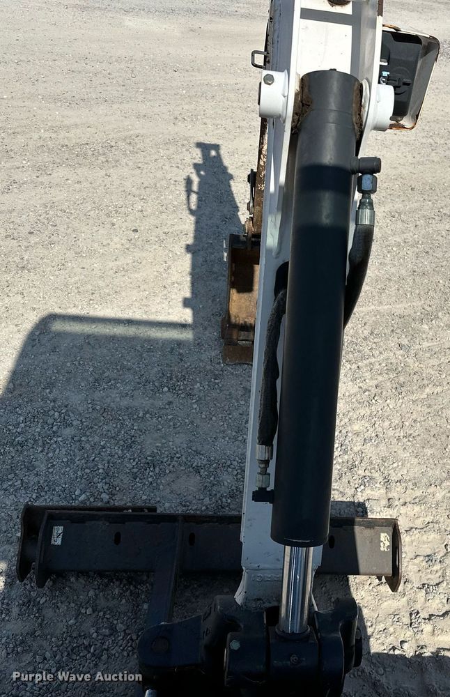 image for item DP3175 2012 Bobcat 324M  mini excavator