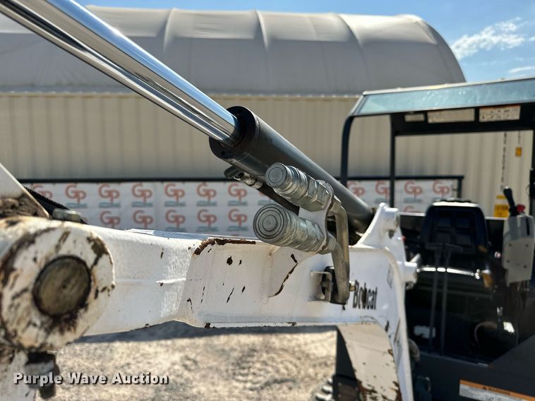 image for item DP3175 2012 Bobcat 324M  mini excavator