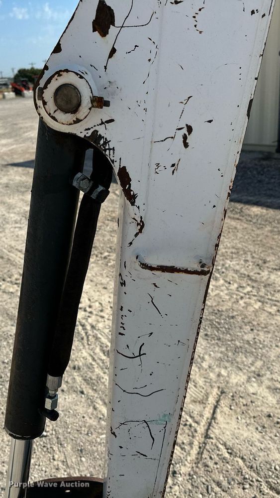 image for item DP3175 2012 Bobcat 324M  mini excavator