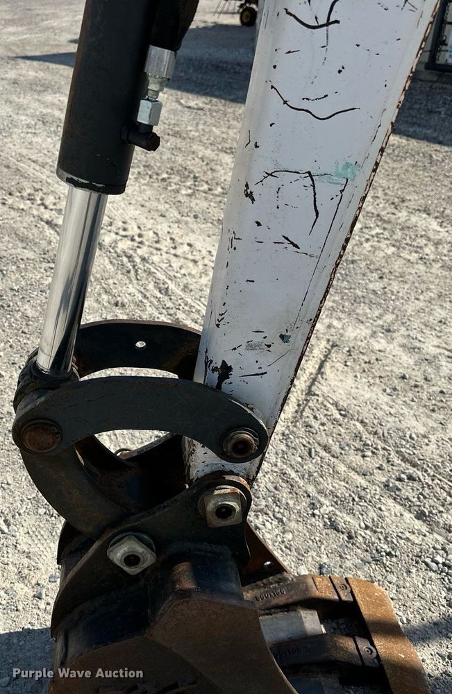 image for item DP3175 2012 Bobcat 324M  mini excavator