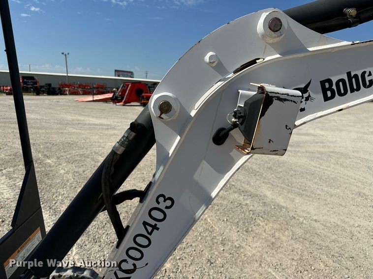 image for item DP3175 2012 Bobcat 324M  mini excavator