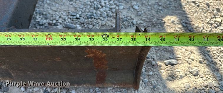 image for item DP3175 2012 Bobcat 324M  mini excavator