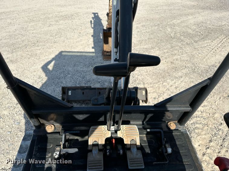 image for item DP3175 2012 Bobcat 324M  mini excavator