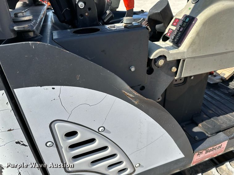 image for item DP3175 2012 Bobcat 324M  mini excavator