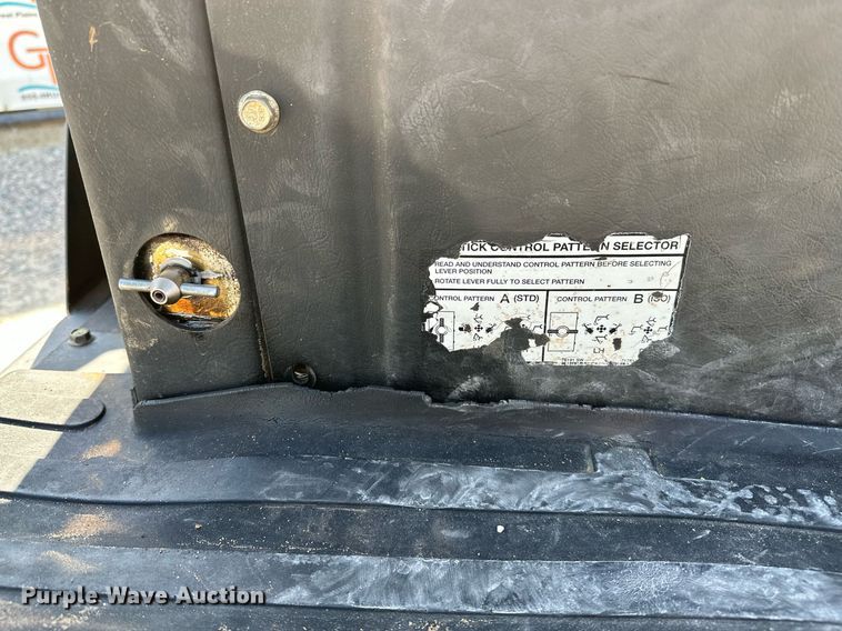 image for item DP3175 2012 Bobcat 324M  mini excavator