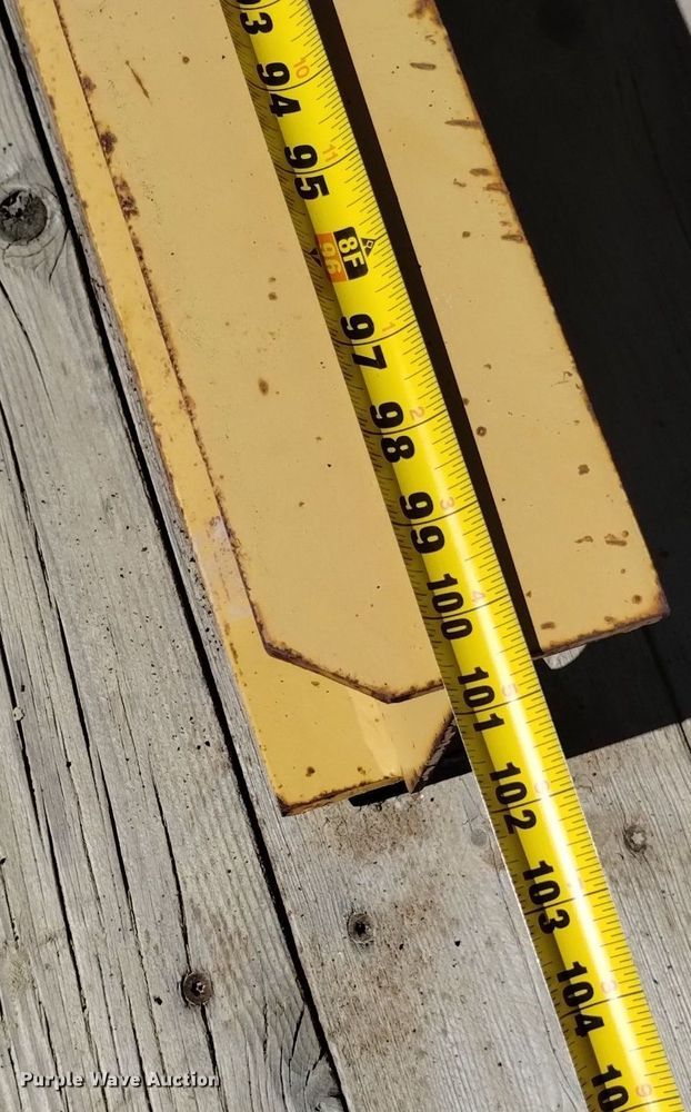 image for item DP3410 2002 Caterpillar SR4  generator