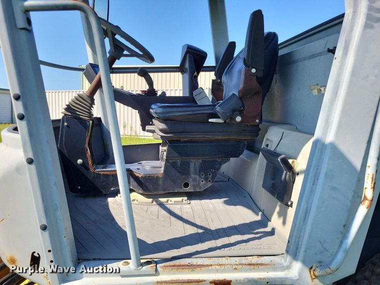 image for item DP5250 Atlas Copco CA 1500  single drum vibratory roller