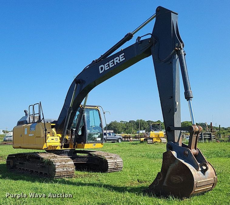 image for item DP5251 2017 John Deere 210G LC  excavator