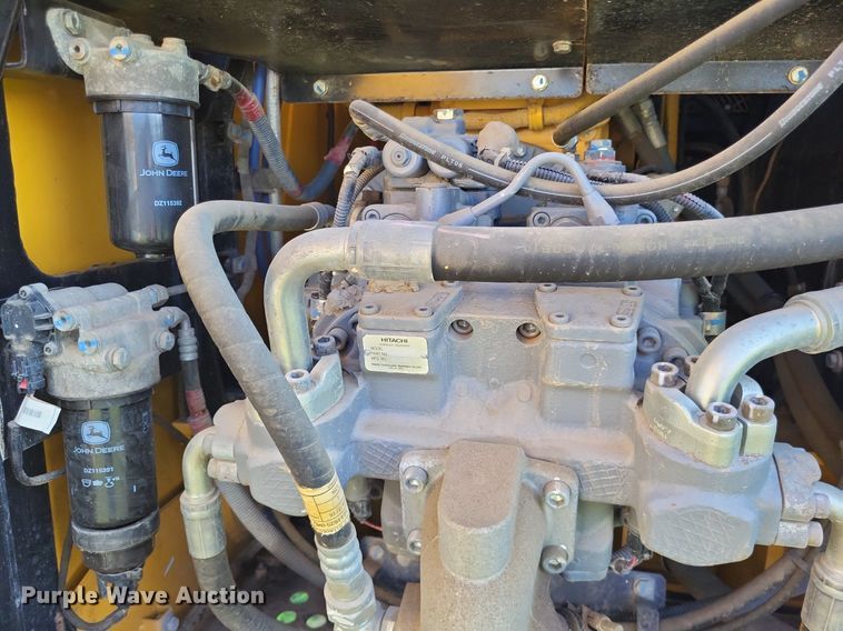 image for item DP5251 2017 John Deere 210G LC  excavator