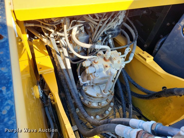 image for item DP5251 2017 John Deere 210G LC  excavator