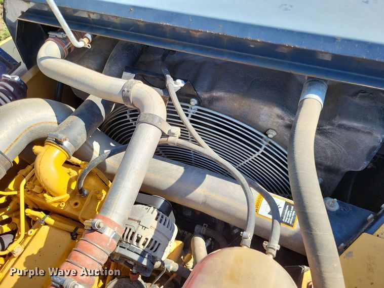 image for item DP5251 2017 John Deere 210G LC  excavator