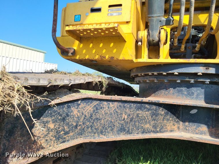 image for item DP5251 2017 John Deere 210G LC  excavator